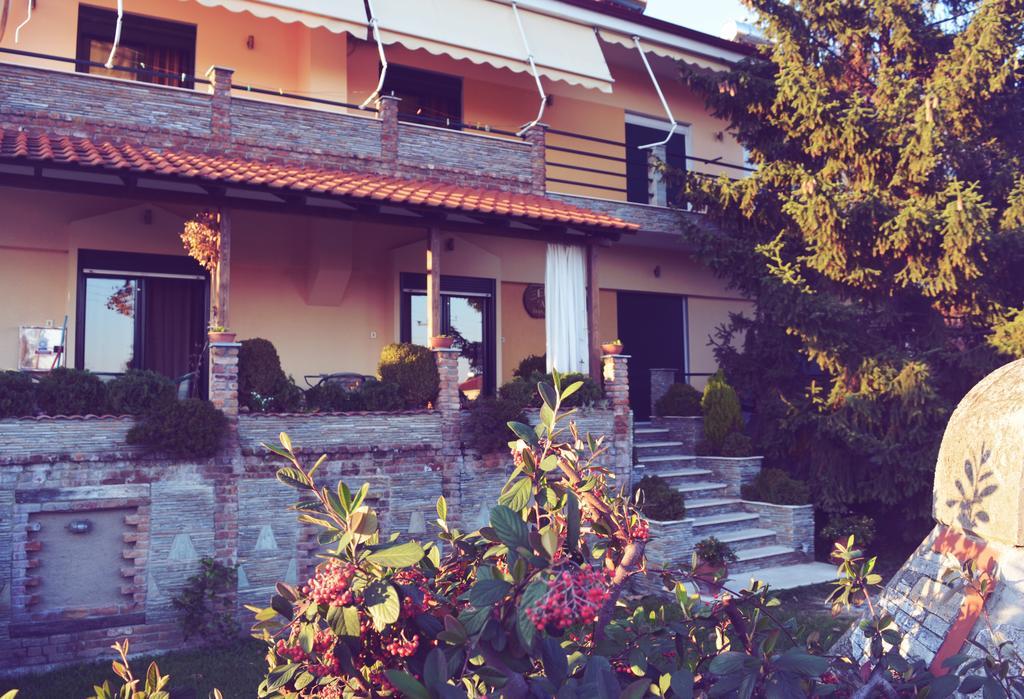 Guesthouse Liogerma Като-Лутраки Экстерьер фото
