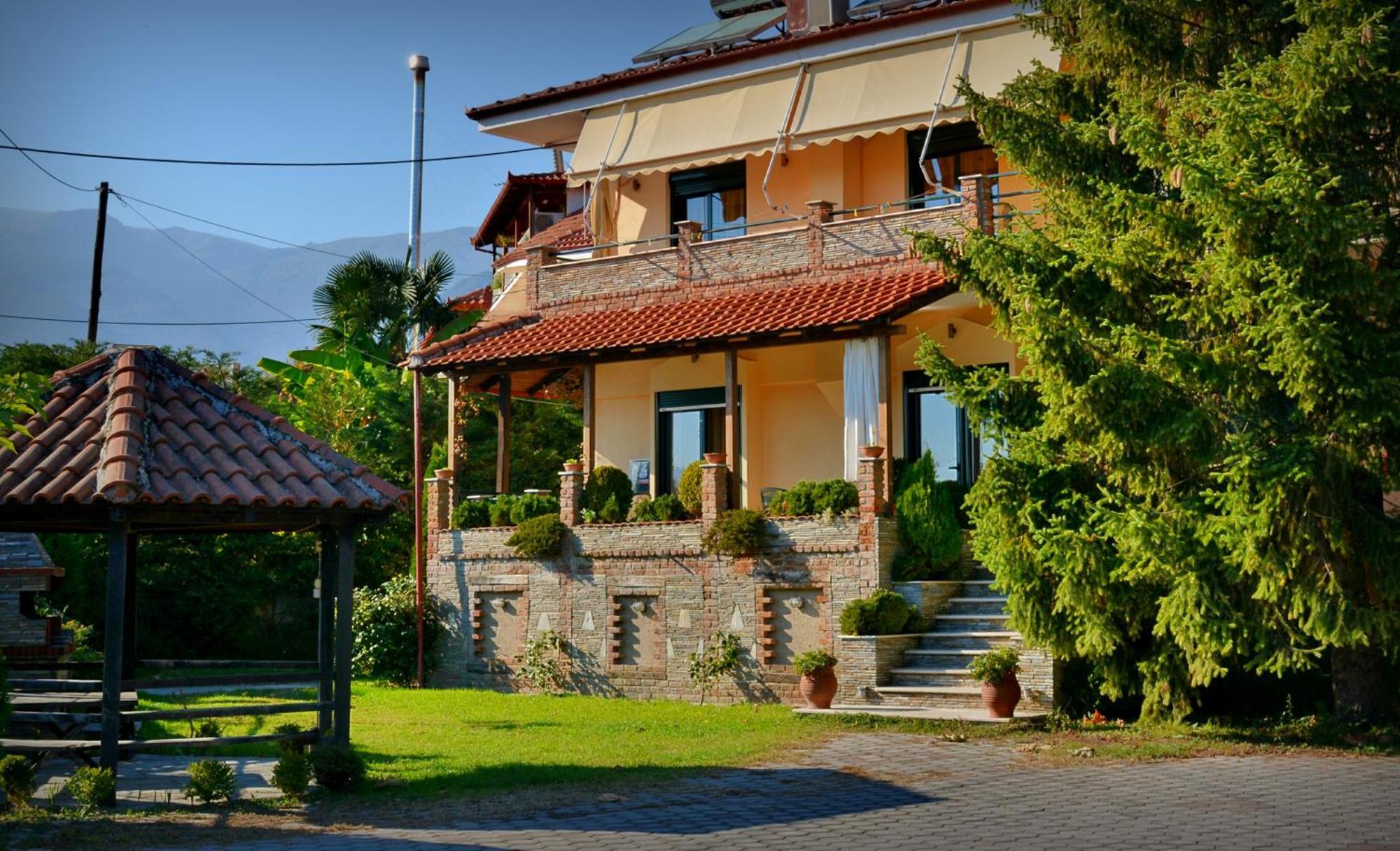 Guesthouse Liogerma Като-Лутраки Экстерьер фото