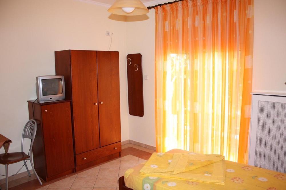 Guesthouse Liogerma Като-Лутраки Экстерьер фото